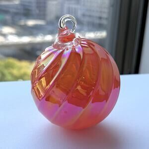 Glass Eye Studio Hand Blown Pink / Orange Twist Ornament Globe GES Seattle 3.5”